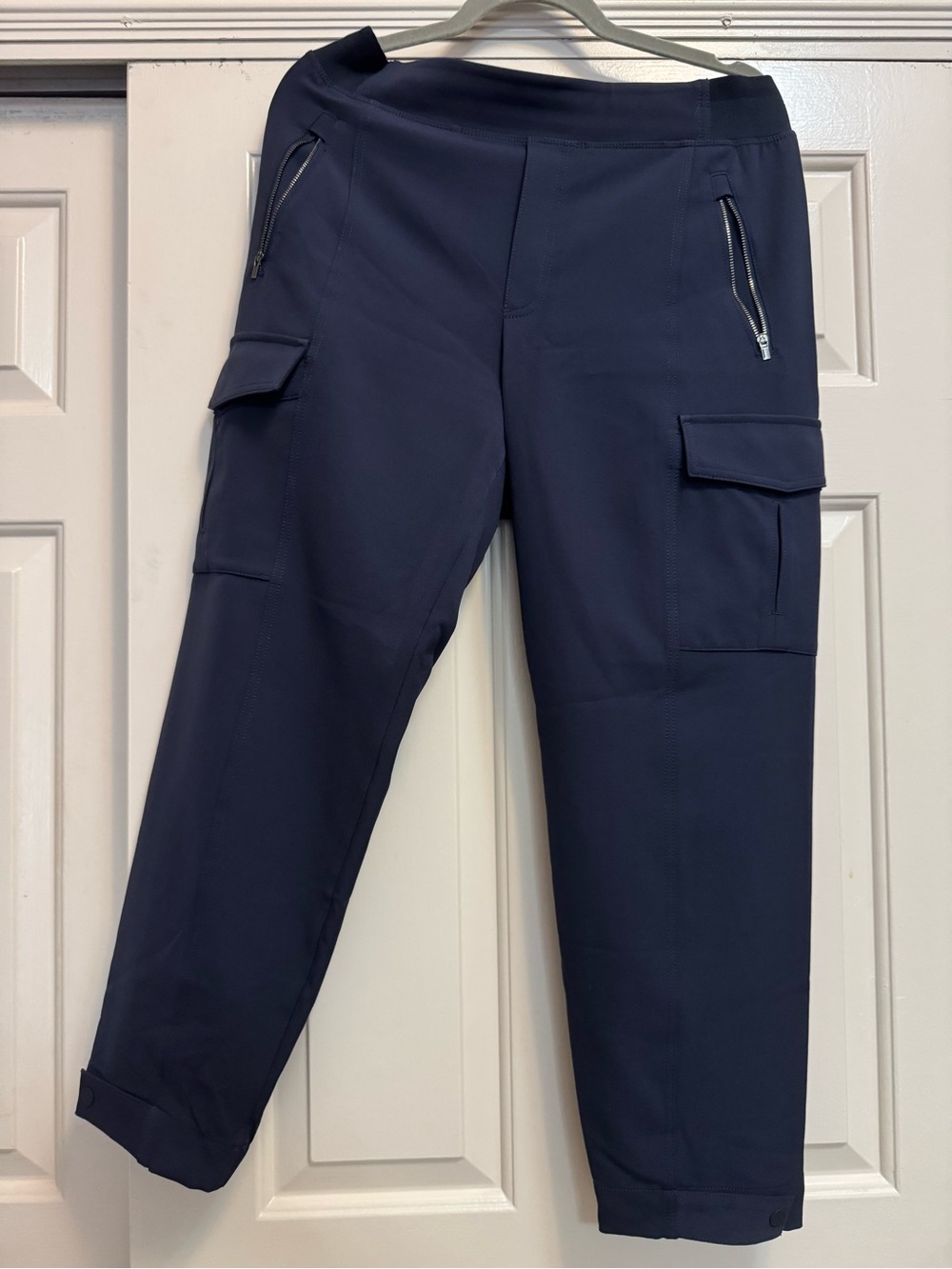 Women’s Athleta Navy Cargo Jogger Pants